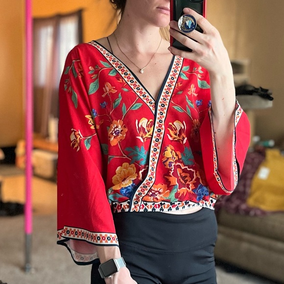 NWT Flying Tomato Crop - Picture 2 of 2